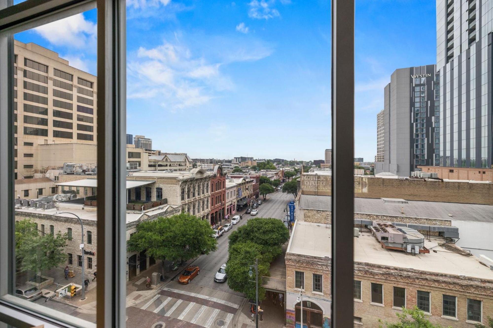 Littlefield Lofts, Hosted By Placemakr - 6Th St Austin Room photo