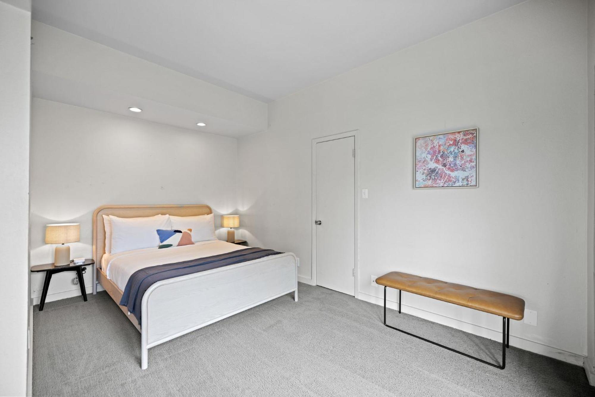 Littlefield Lofts, Hosted By Placemakr - 6Th St Austin Room photo