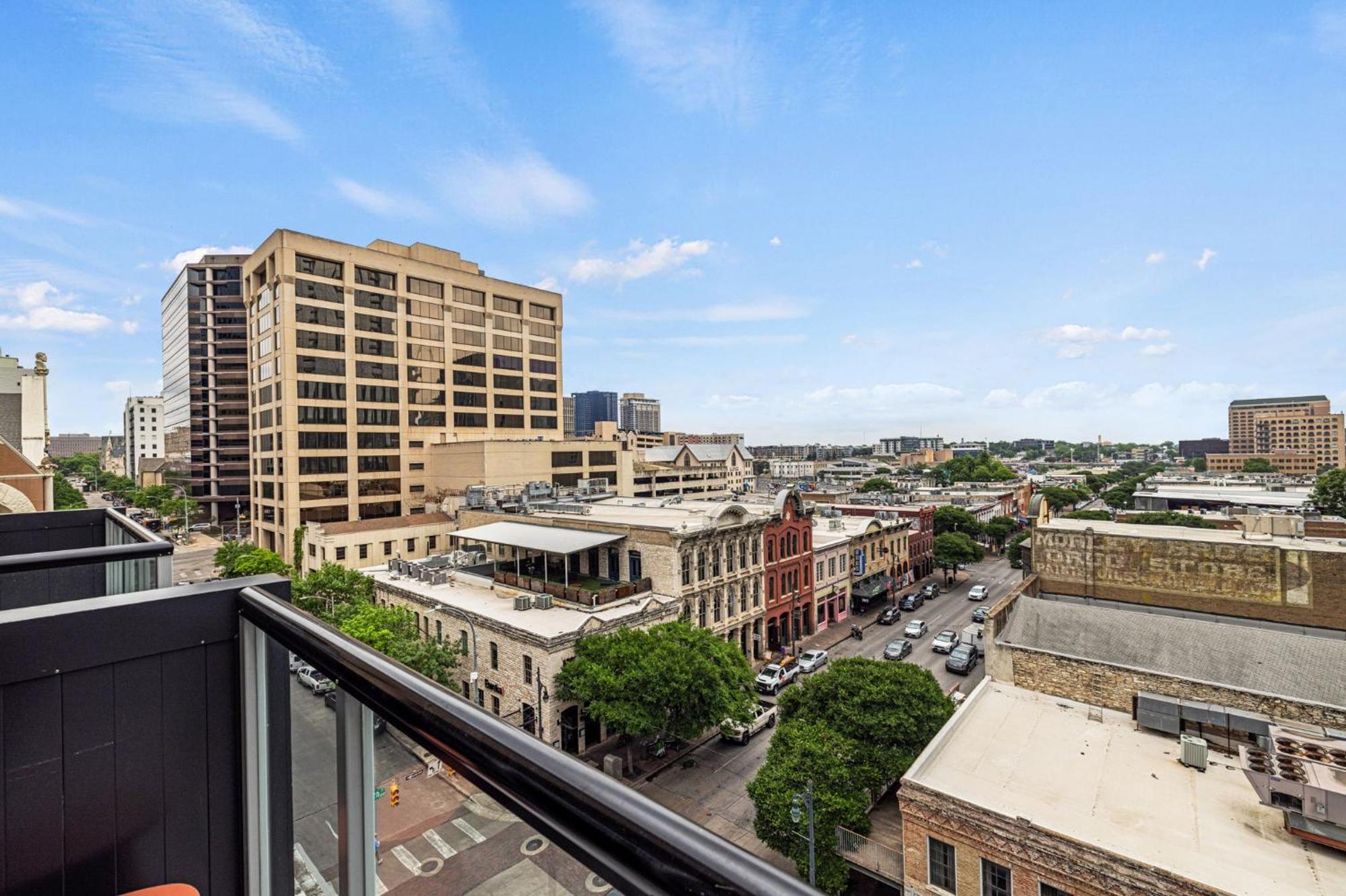 Littlefield Lofts, Hosted By Placemakr - 6Th St Austin Exterior photo
